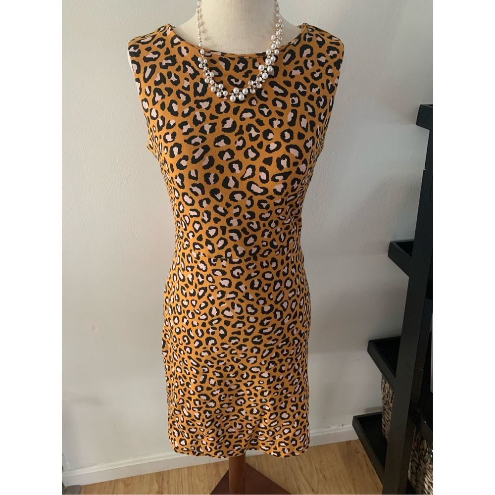 Old navy animal print mustard dress size xs cotton stretchy